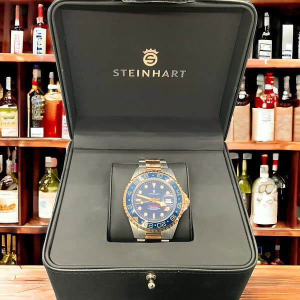 STEINHART OCEAN ONE GMT TWO TONE BLUE GOLD AUTOMATIC SWISS DIVER WATCH Platinum Jewelers MS