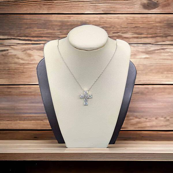 14kt White Gold Elegant Cross