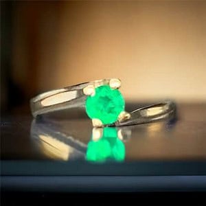 Emerald Ring Emerald Platinum Jewelers MS