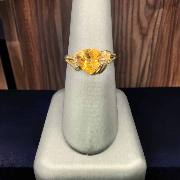 Elegant Insight 14kt Yellow Gold Citrine Pendant – Luxurious Jewelry Citrine Platinum Jewelers MS