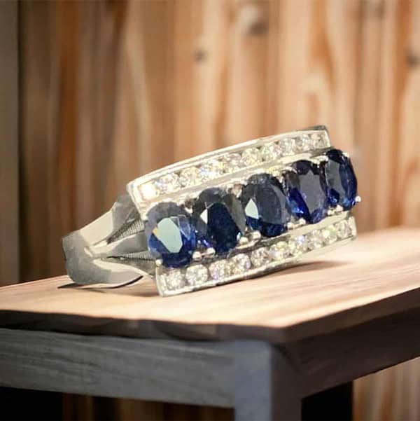 Oval Sapphire Diamond Ring