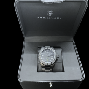 STEINHART Ocean One Titanium GMT Phantom 42MM Green Automatic Swiss Mens Platinum Jewelers MS