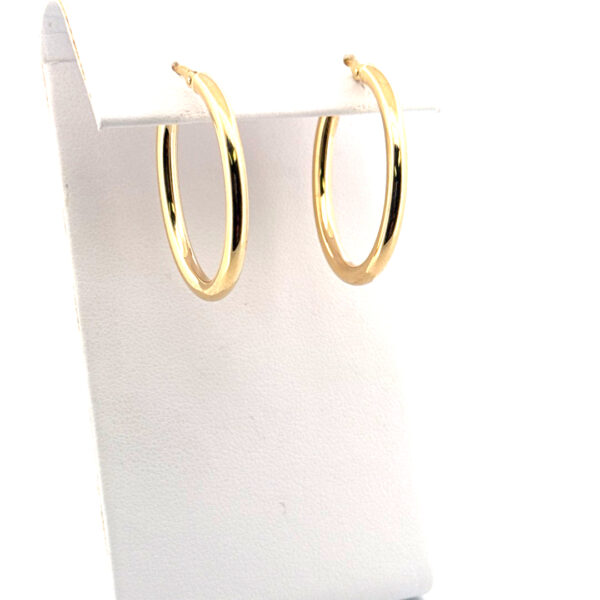 Exquisite 10Kt Yellow Gold Oval Hoop Earrings – Premier Choice in Gold Jewelry Category Earrings Platinum Jewelers MS