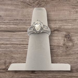 Platinum Pear Shaped Bridal with Kite Cut sides – Certified Bridal Platinum Jewelers MS