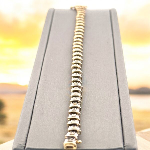 10kt Yellow Gold 1.00 Carat Total Weight Diamond Bracelet - Image 2