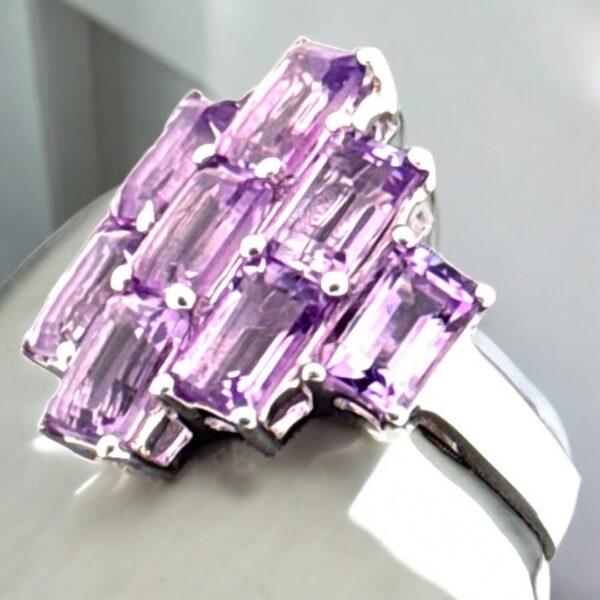 Sterling Silver Ring, Emerald Cut Amethyst, Totaling 4.88 Carat - Image 4