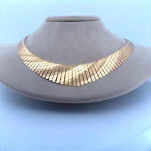 Luxurious 14kt Yellow Gold Cleopatra Necklace Consignment Platinum Jewelers MS