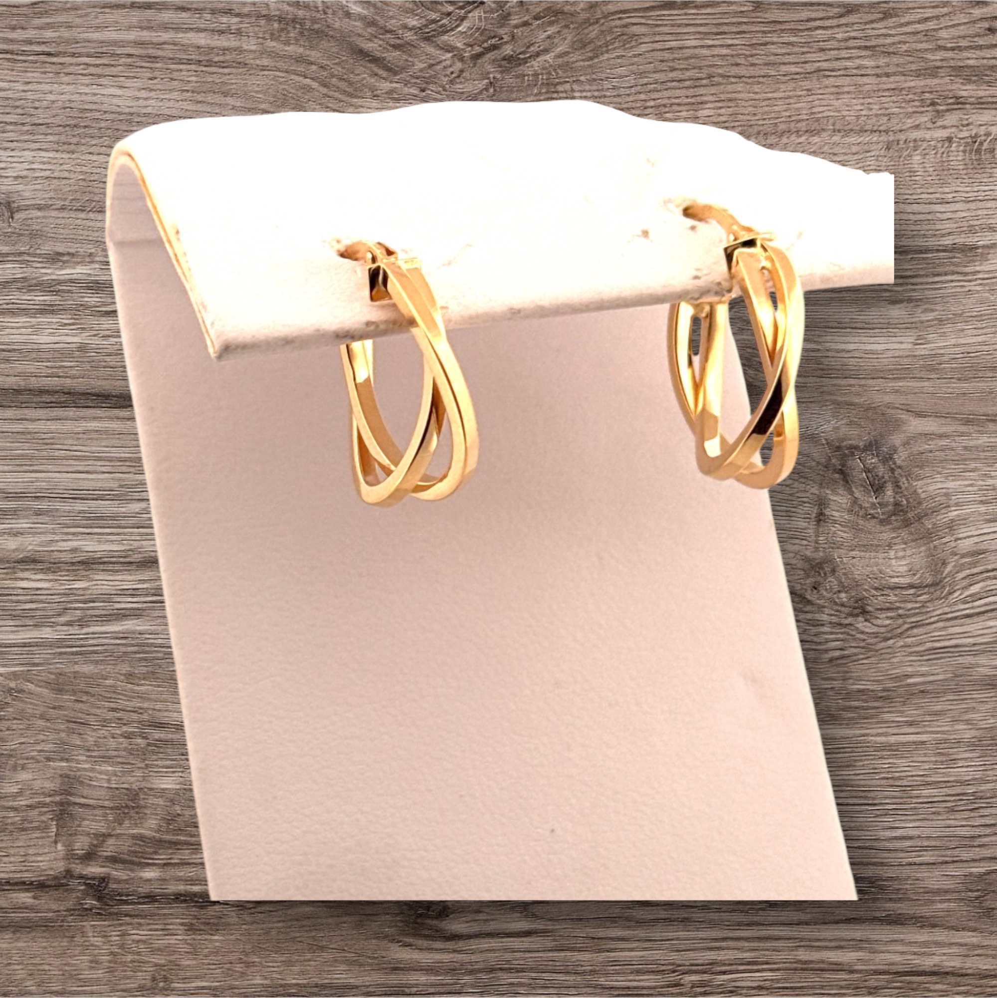 10kt Yellow Gold Double Interlocking Oval Hoops – Elegant and Classy Gold Jewelry Earrings Platinum Jewelers MS 10kt Yellow Gold Double Interlocking Oval Hoops - Elegant and Classy Gold Jewelry - Image 3