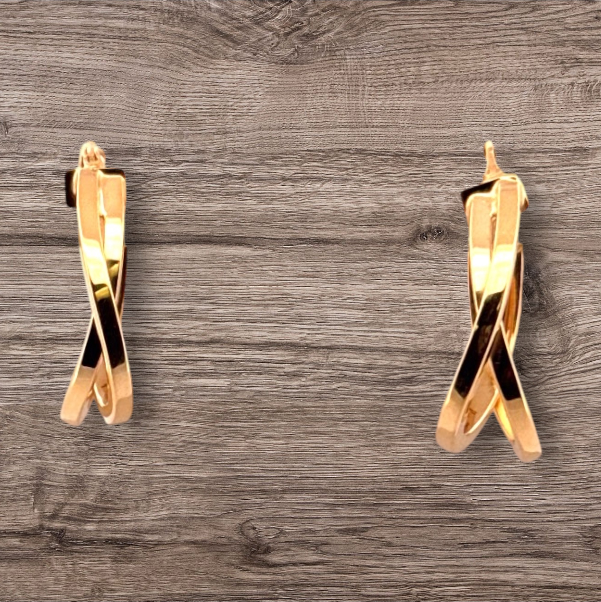 10kt Yellow Gold Double Interlocking Oval Hoops – Elegant and Classy Gold Jewelry Earrings Platinum Jewelers MS 10kt Yellow Gold Double Interlocking Oval Hoops - Elegant and Classy Gold Jewelry