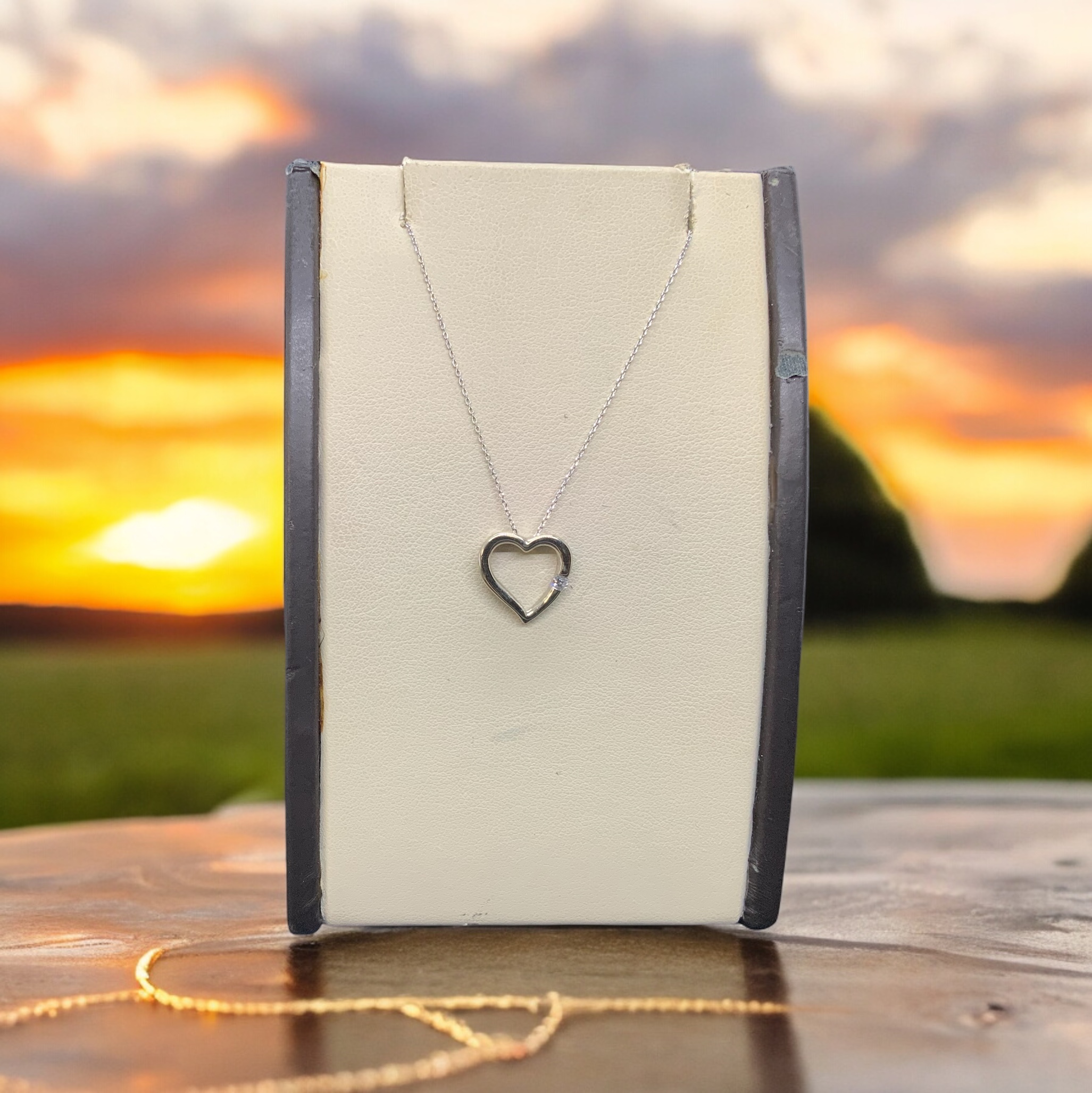 10kt White Gold Heart Pendant Necklace – Elegant Love Keepsake Heart Platinum Jewelers MS 10kt White Gold Heart Pendant Necklace - Elegant Love Keepsake