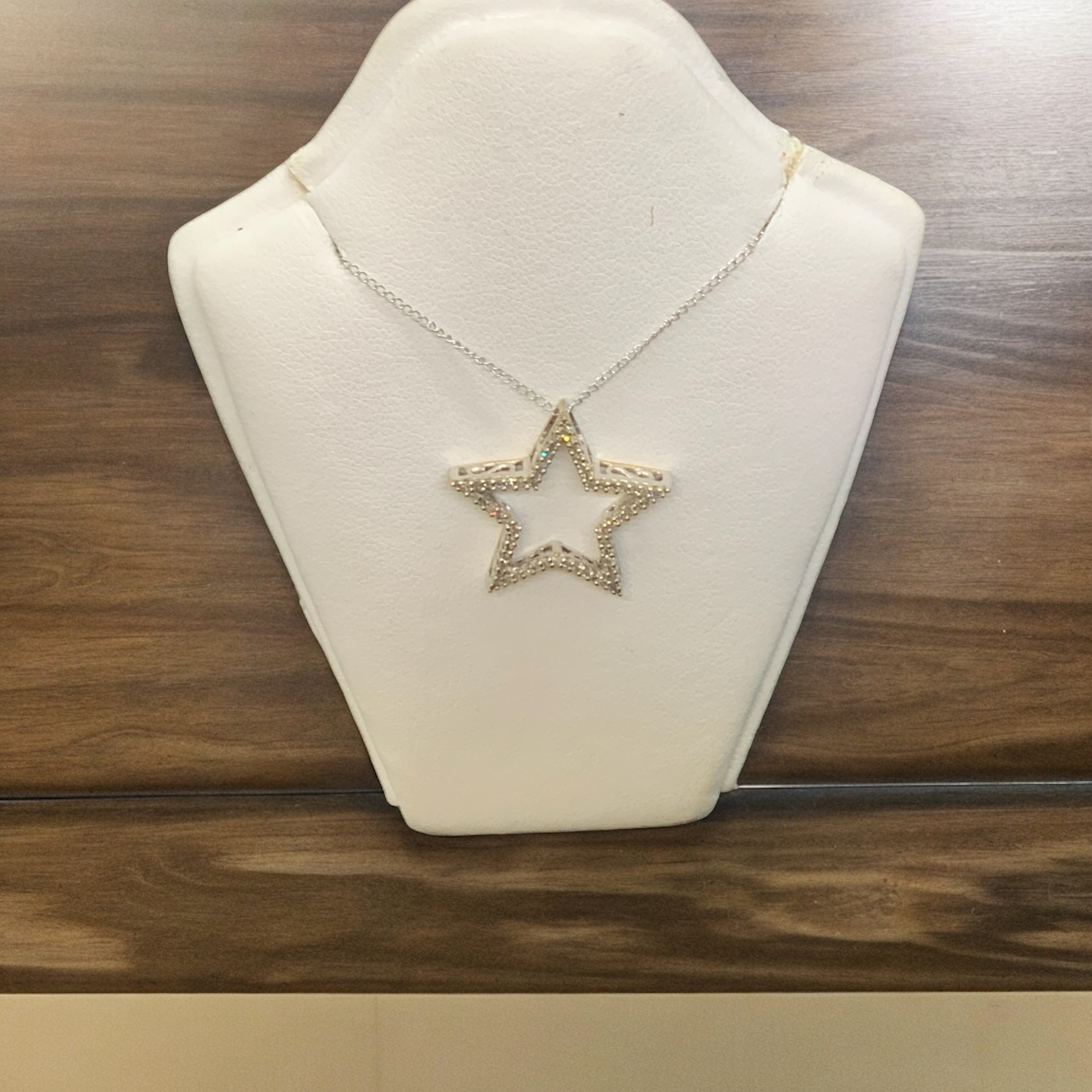 10kt White Gold Shimmer – Exquisite Diamond Star Fashion Necklace Diamond Fashion Platinum Jewelers MS 10kt White Gold Shimmer - Exquisite Diamond Star Fashion Necklace